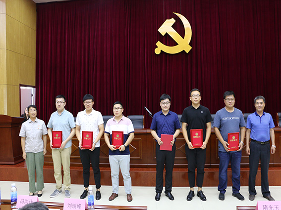 IMG_9689.jpg IMG_9689.jpg